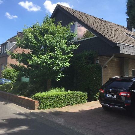 Duesseldorfer Privatzimmer Esterno foto