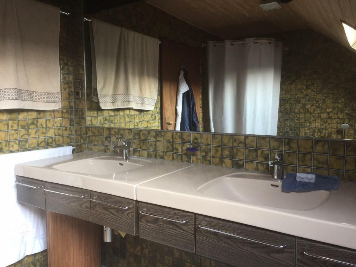 Duesseldorfer Privatzimmer Esterno foto