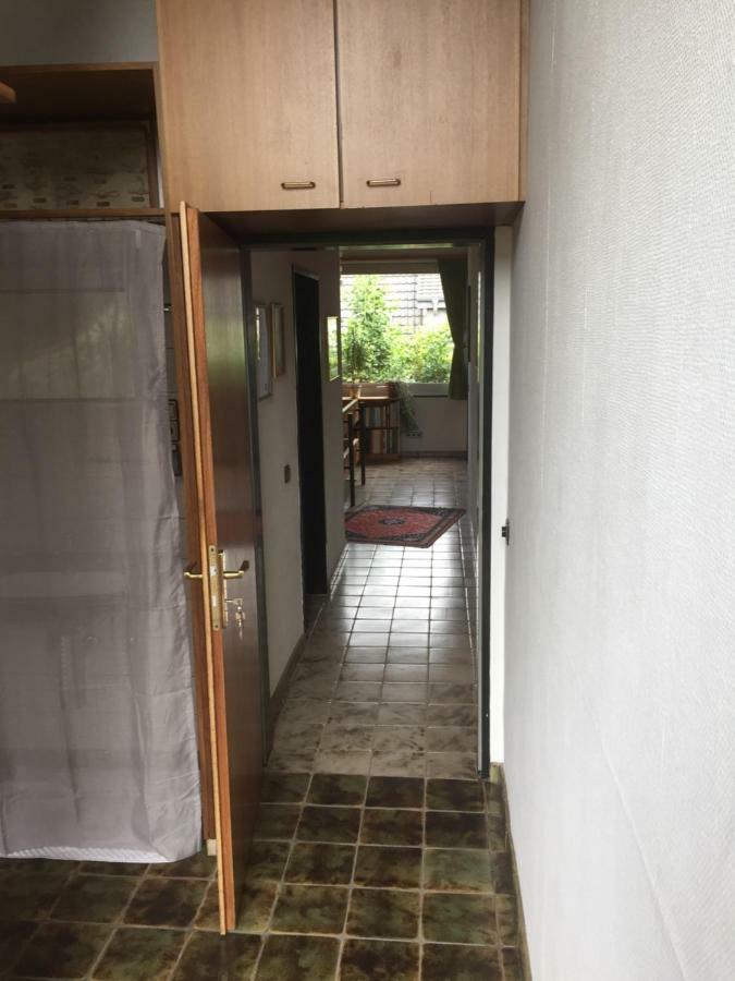 Duesseldorfer Privatzimmer Esterno foto