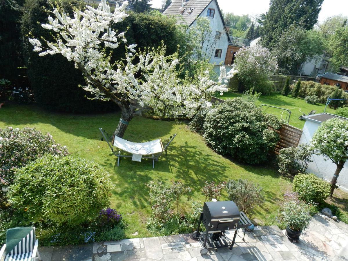 Duesseldorfer Privatzimmer Esterno foto